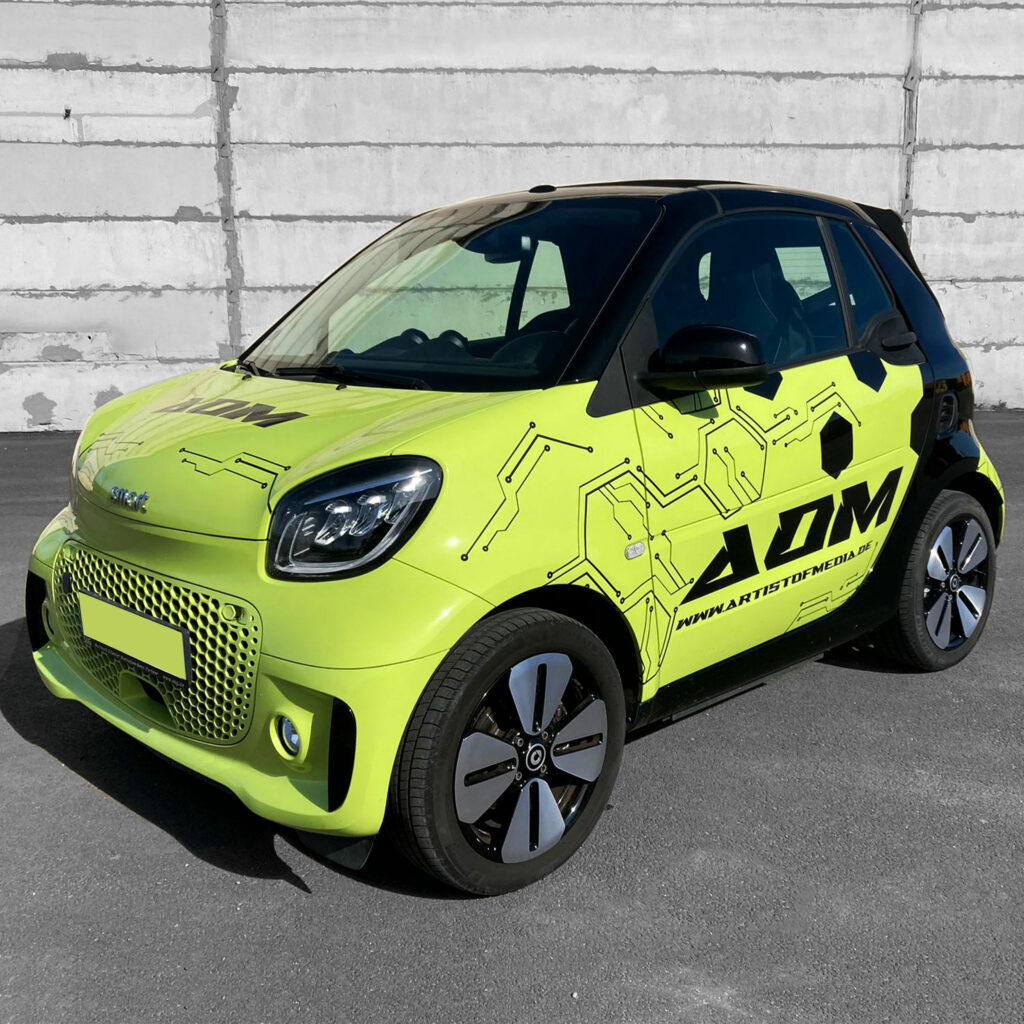 Fahrzeugfolierung // Smart forTwo EQ Cabrio passion Grün