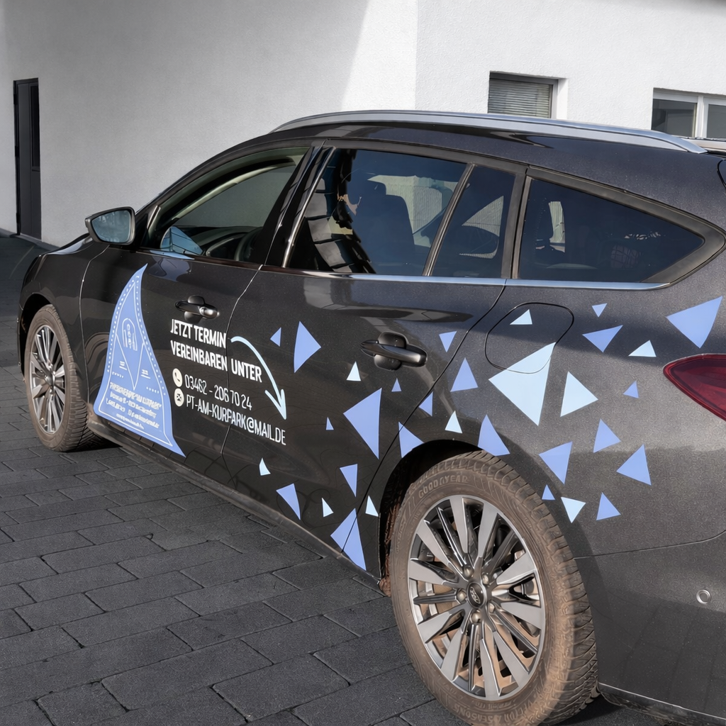 Physiotherapie am Kurpark // Fahrzeugfolierung