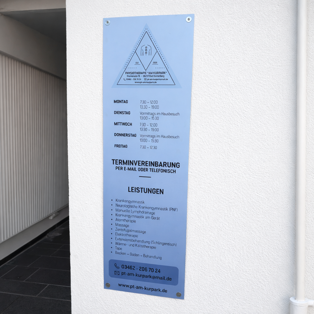 Physiotherapie am Kurpark // Schilddesign